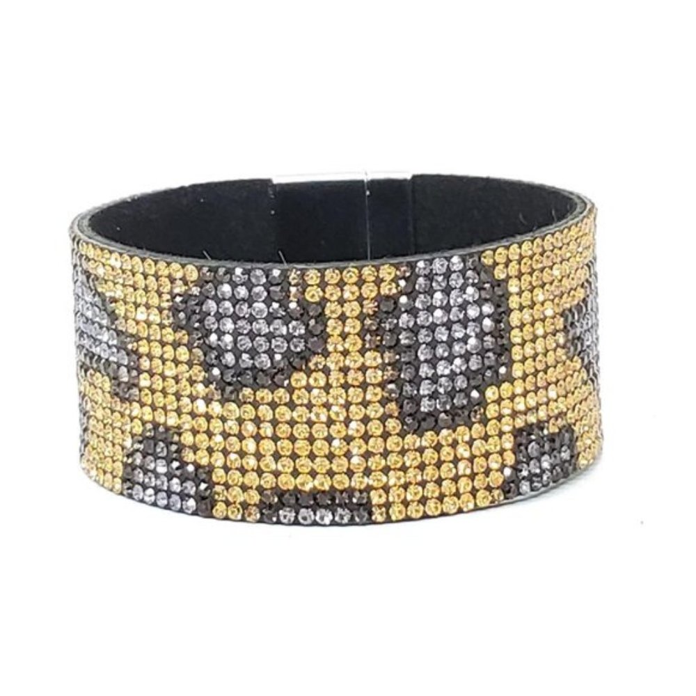 Rhinestone Leopard Magnetic Clasp NWT